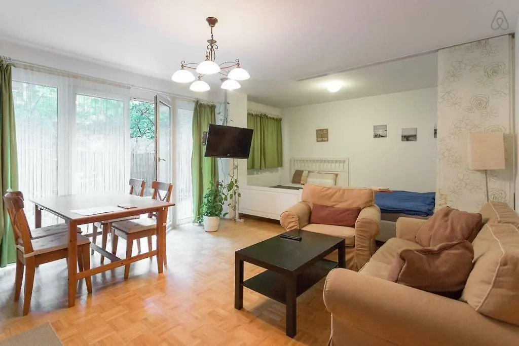 Relaxing Terrace Apartment In Lively Area Vienna Austria